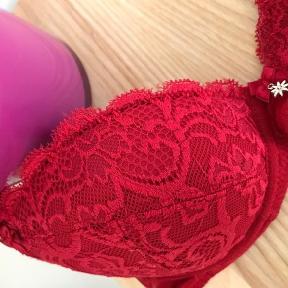 Red Lace Push-up Bra NWOT ~ 32B - Picture 4 of 12